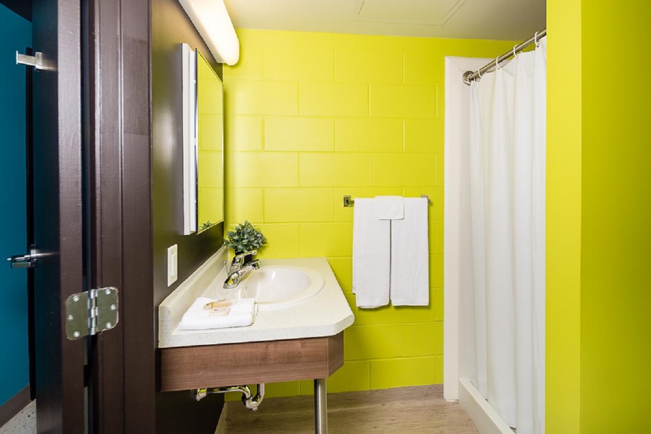 Uwinnipeg Downtown Hostel מראה חיצוני תמונה